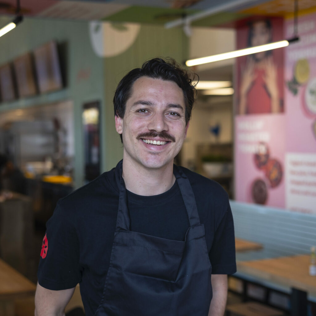 Photo of employee Devan Aziz