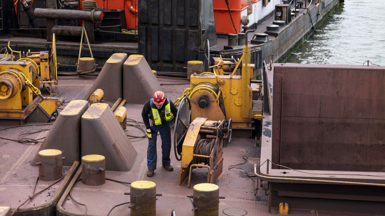 Tekenaar/Constructeur - EECV (Ertsoverslagbedrijf Europoort C.V.)