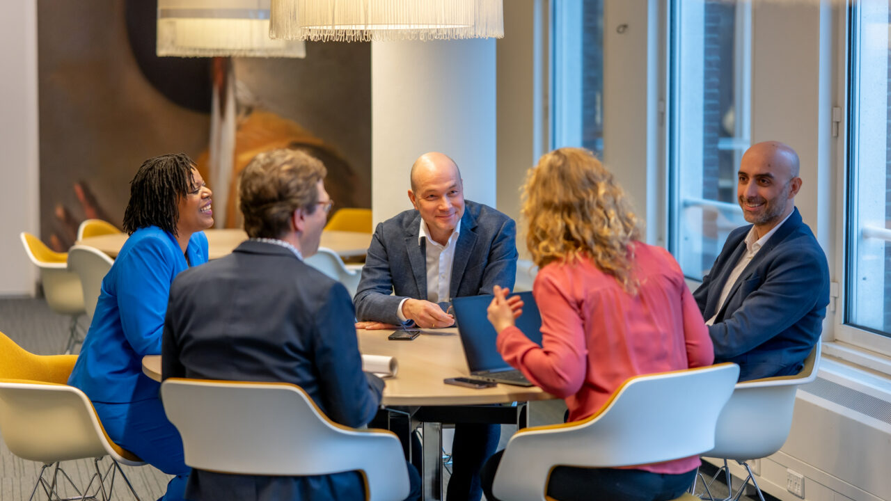 Senior toezichthouder cyber risico's - de AFM