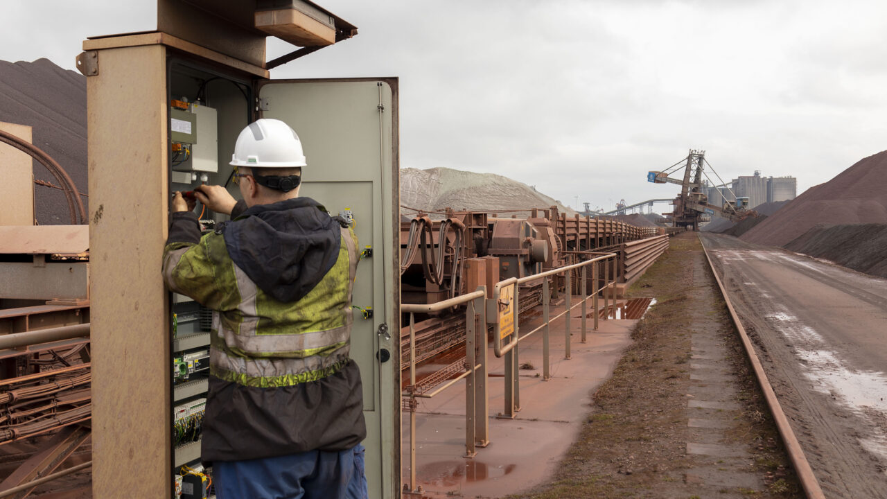 Onderhoudsmonteur WTBD Dagdienst - EECV (Ertsoverslagbedrijf Europoort C.V.)