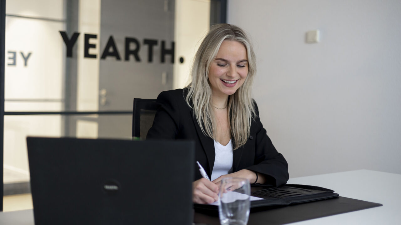 Senior Account Manager - YEARTH Academy