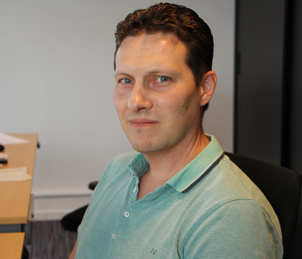 Foto van medewerker Simon