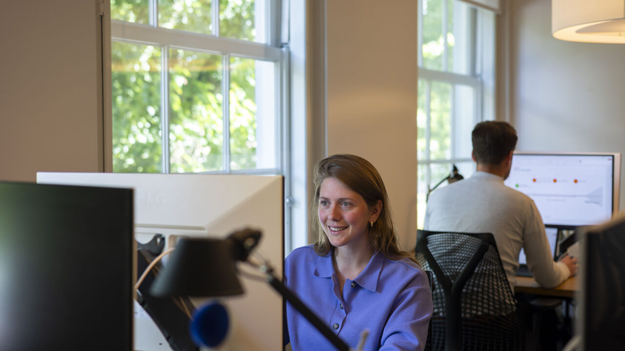 Junior Management Consultant - Anderson MacGyver